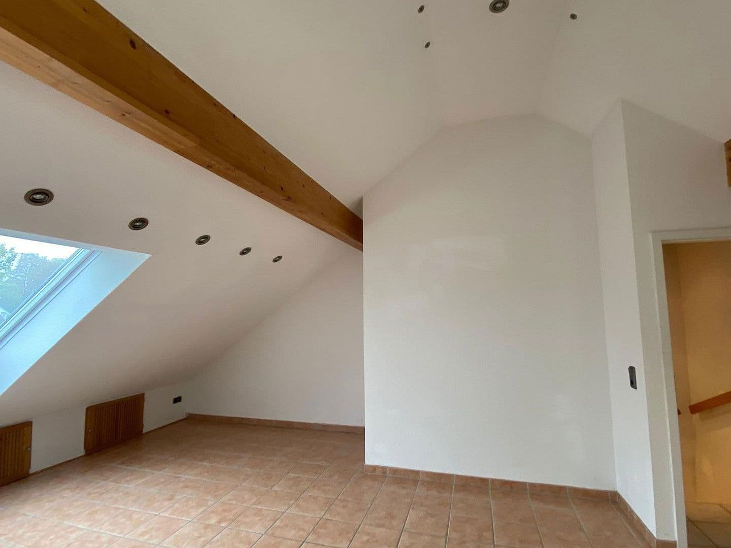 Prodej domu 120 m², pozemek 246 m², Hochheim, Hessen Prodej domu 120 m², pozemek 246 m², Hochheim, Hessen