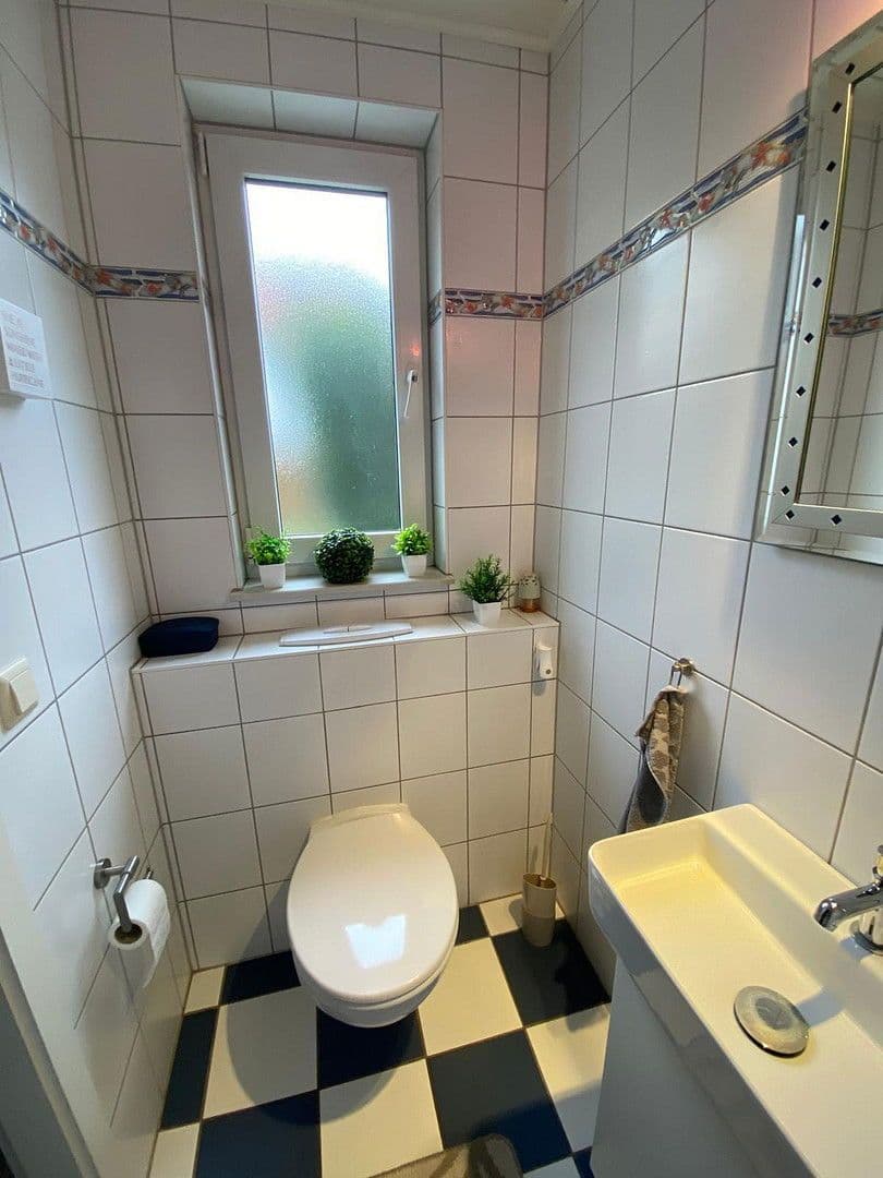 Prodej domu 120 m², pozemek 246 m², Hochheim, Hessen Prodej domu 120 m², pozemek 246 m², Hochheim, Hessen