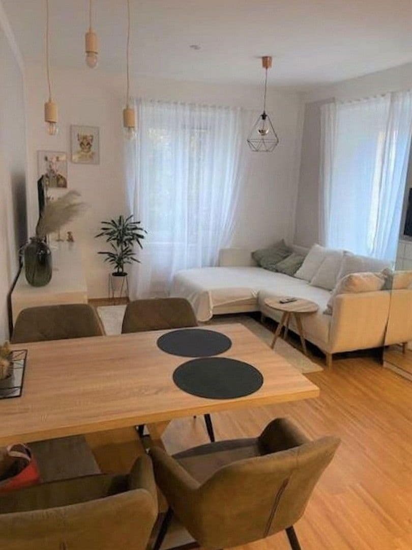 Pronájem bytu 2+1 40 m², Pius-Parsch-Platz, Wien, Wien Pronájem bytu 2+1 40 m², Pius-Parsch-Platz, Wien, Wien