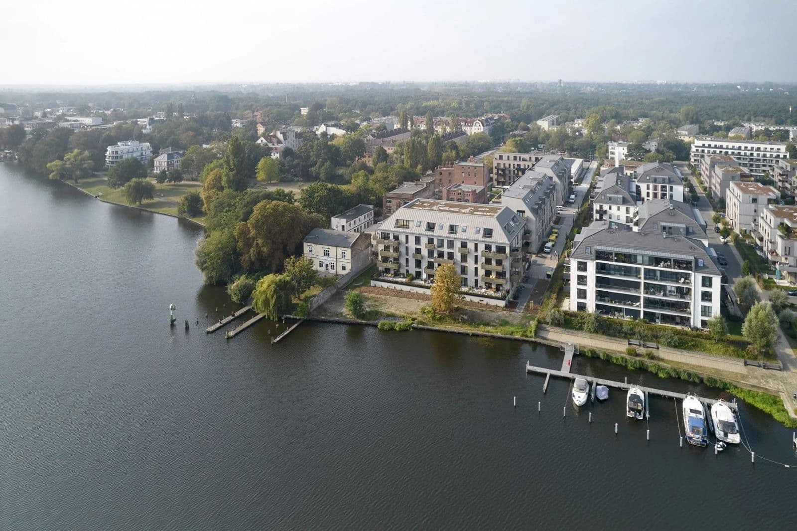 Pronájem bytu 3+1 105 m², Regattastr 51e, Berlin, Berlín Pronájem bytu 3+1 105 m², Regattastr 51e, Berlin, Berlín