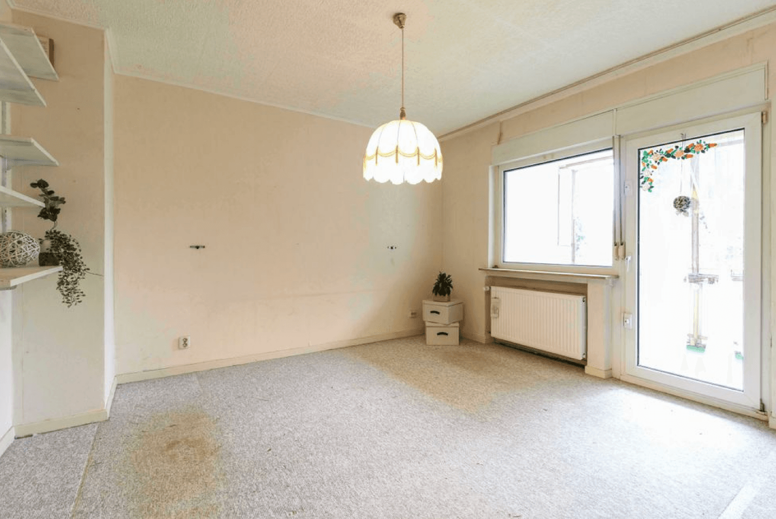 Prodej domu 101 m², pozemek 350 m², Schöneck, Hessen Prodej domu 101 m², pozemek 350 m², Schöneck, Hessen