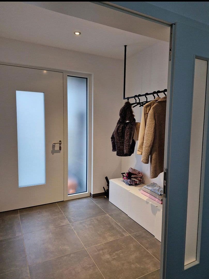 Pronájem domu 149 m², pozemek 250 m², Drügendorf 153, Eggolsheim, Bavorsko Pronájem domu 149 m², pozemek 250 m², Drügendorf 153, Eggolsheim, Bavorsko