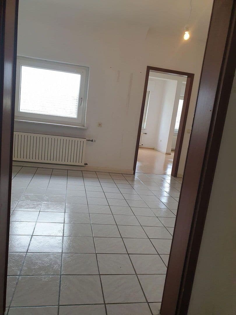 Pronájem bytu 3+1 65 m², Düsseldorfer Straße 240, Moers, Severní Porýní-Vestfálsko Pronájem bytu 3+1 65 m², Düsseldorfer Straße 240, Moers, Severní Porýní-Vestfálsko