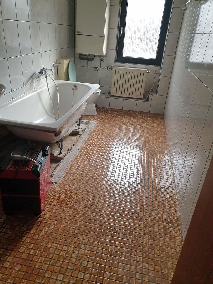 Pronájem bytu 3+1 65 m², Düsseldorfer Straße 240, Moers, Severní Porýní-Vestfálsko Pronájem bytu 3+1 65 m², Düsseldorfer Straße 240, Moers, Severní Porýní-Vestfálsko