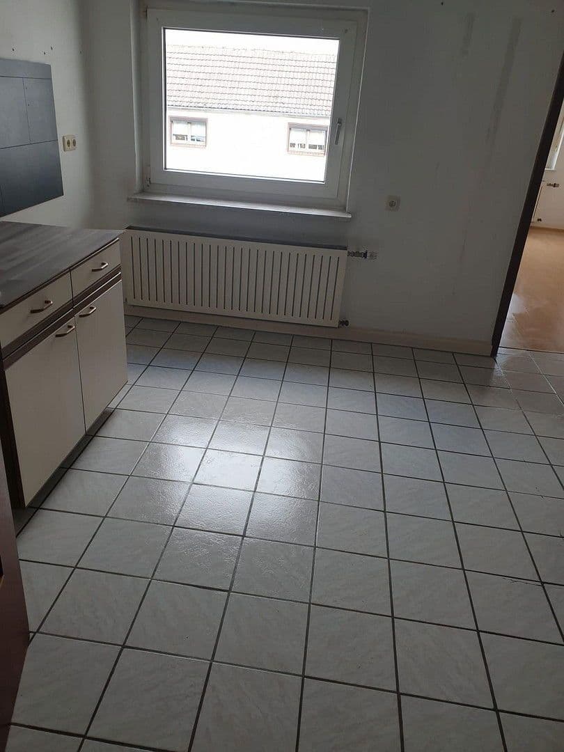 Pronájem bytu 3+1 65 m², Düsseldorfer Straße 240, Moers, Severní Porýní-Vestfálsko Pronájem bytu 3+1 65 m², Düsseldorfer Straße 240, Moers, Severní Porýní-Vestfálsko