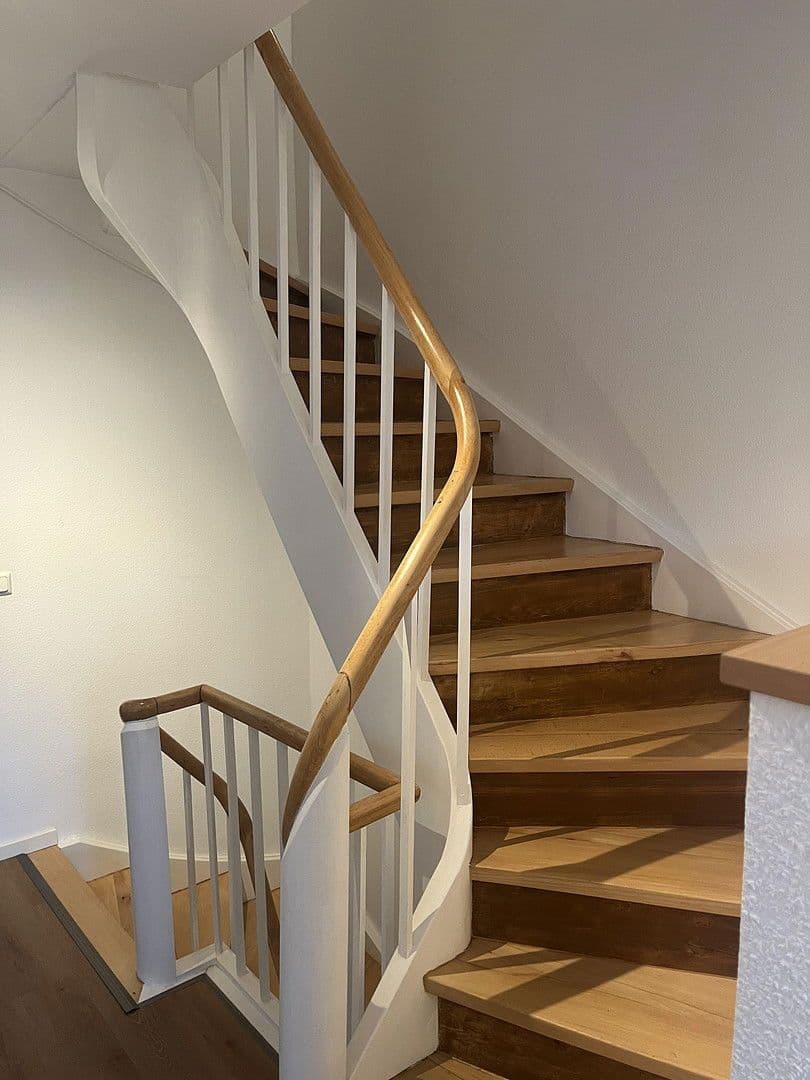 Prodej domu 145 m², pozemek 210 m², Frankfurt am Main, Hessen Prodej domu 145 m², pozemek 210 m², Frankfurt am Main, Hessen