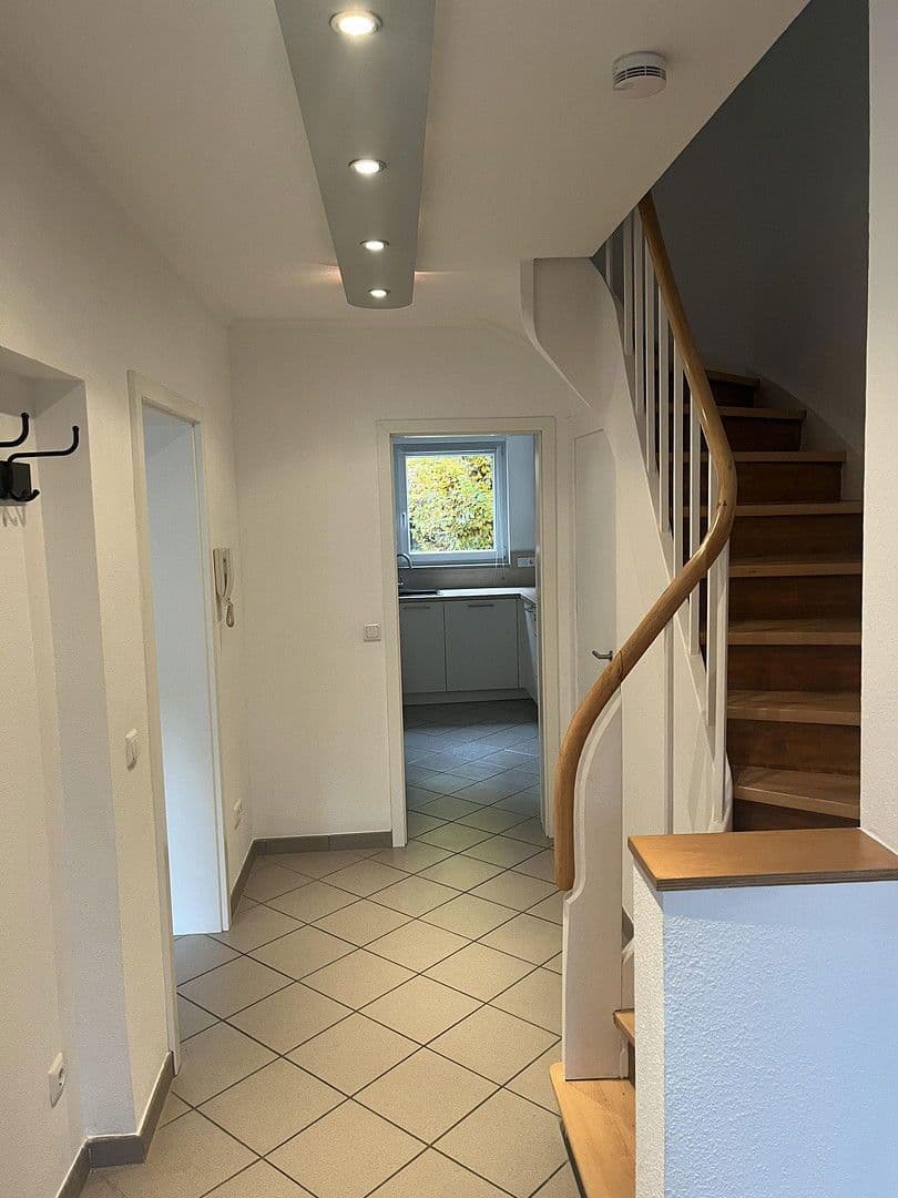 Prodej domu 145 m², pozemek 210 m², Frankfurt am Main, Hessen Prodej domu 145 m², pozemek 210 m², Frankfurt am Main, Hessen