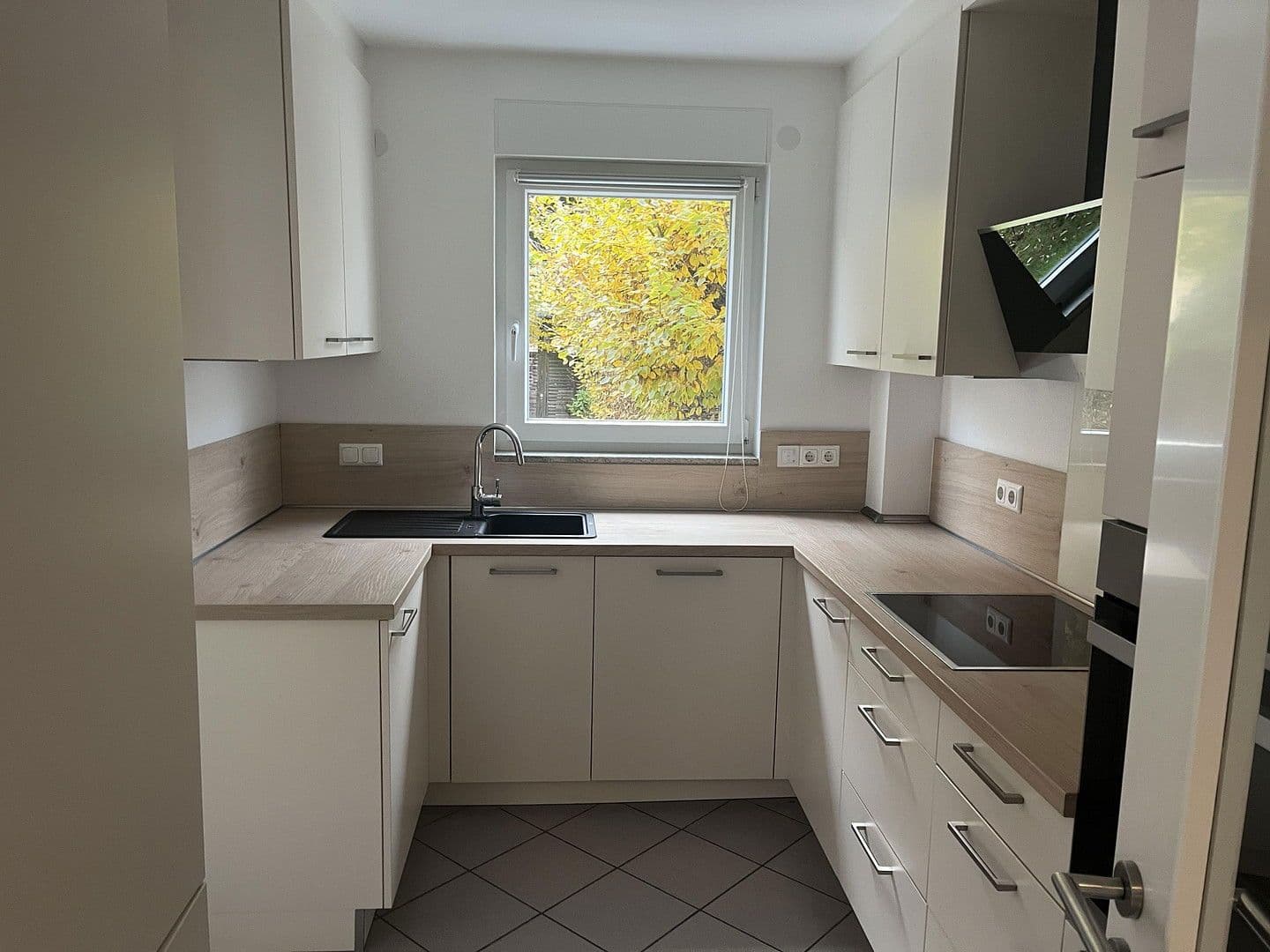 Prodej domu 145 m², pozemek 210 m², Frankfurt am Main, Hessen Prodej domu 145 m², pozemek 210 m², Frankfurt am Main, Hessen