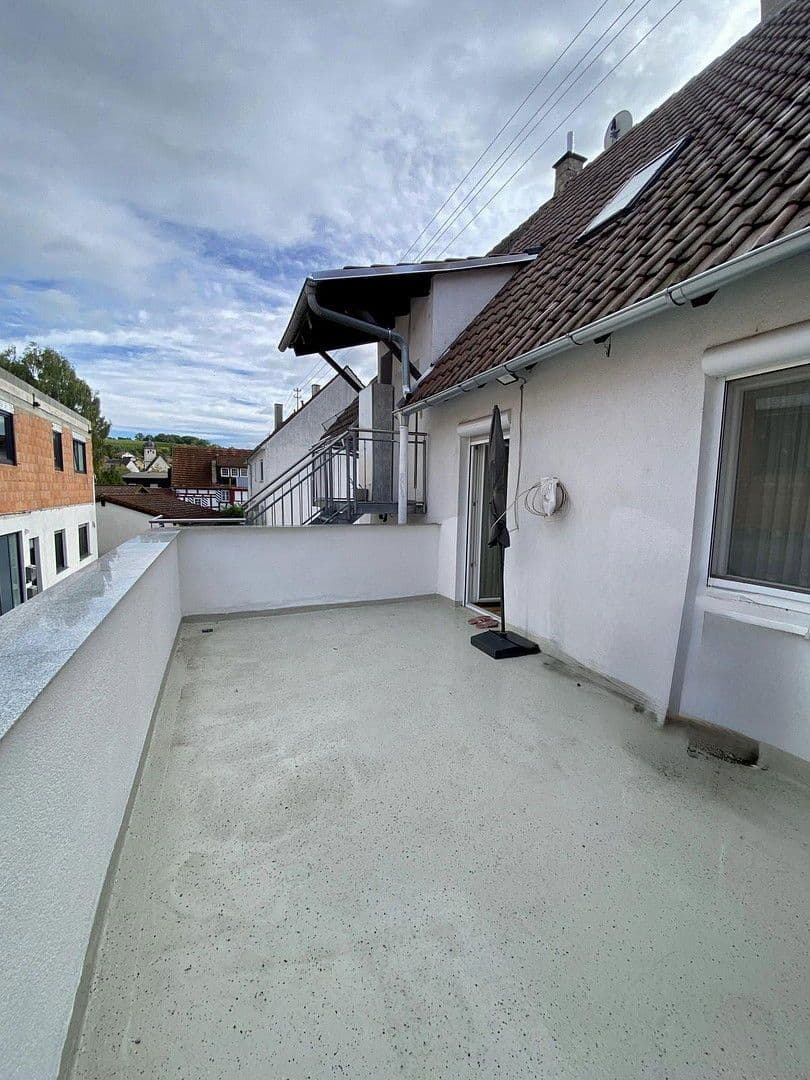 Pronájem bytu 4+1 80 m², Abstatter Straße 36, Untergruppenbach, Bádensko-Württembersko Pronájem bytu 4+1 80 m², Abstatter Straße 36, Untergruppenbach, Bádensko-Württembersko