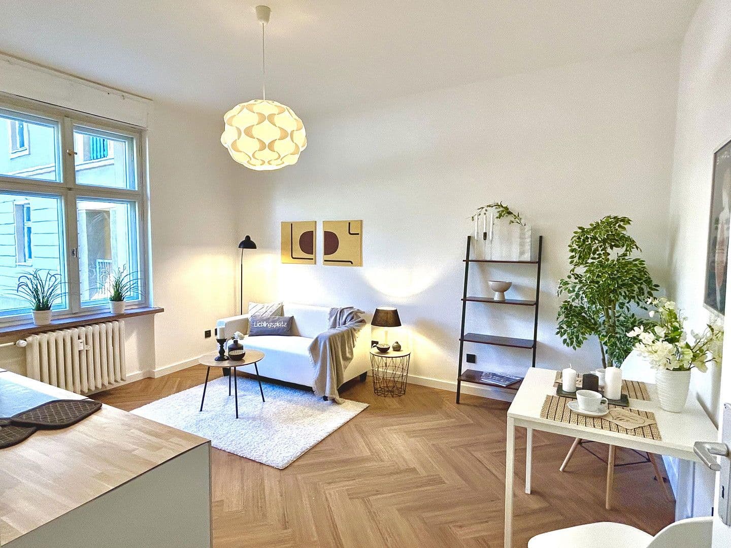Prodej bytu 2+1 36 m², Gubener Straße 17, Berlin, Berlín Prodej bytu 2+1 36 m², Gubener Straße 17, Berlin, Berlín