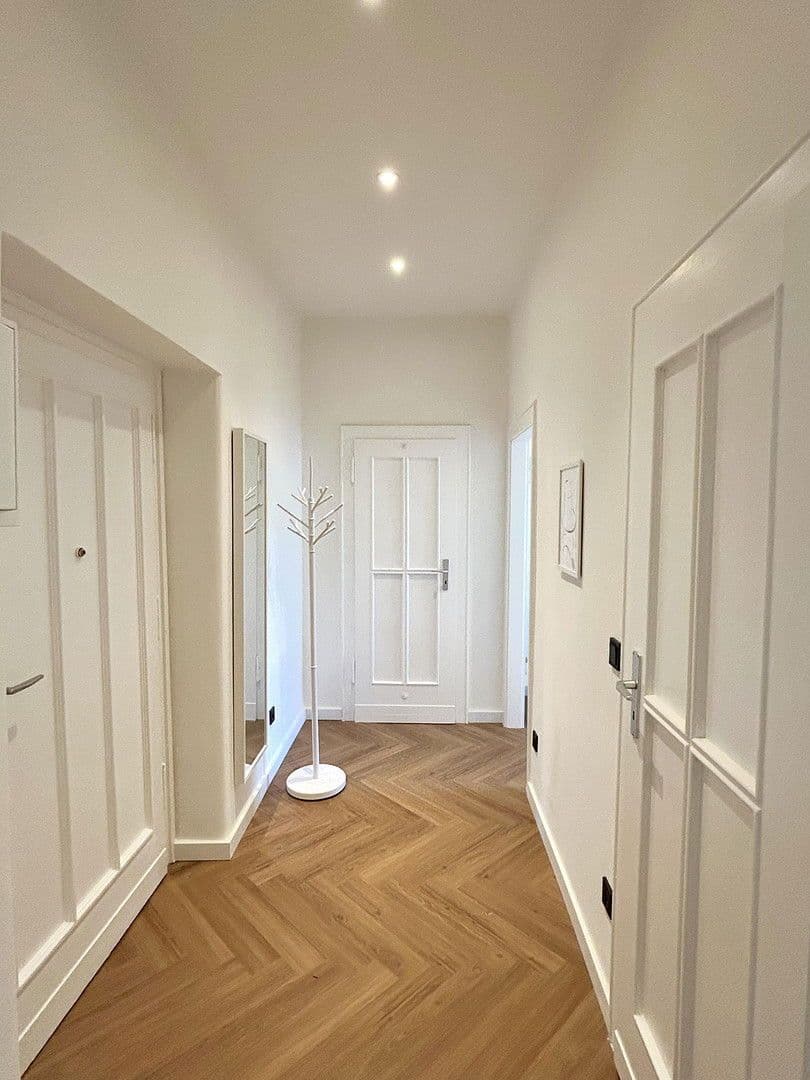 Prodej bytu 2+1 36 m², Gubener Straße 17, Berlin, Berlín Prodej bytu 2+1 36 m², Gubener Straße 17, Berlin, Berlín