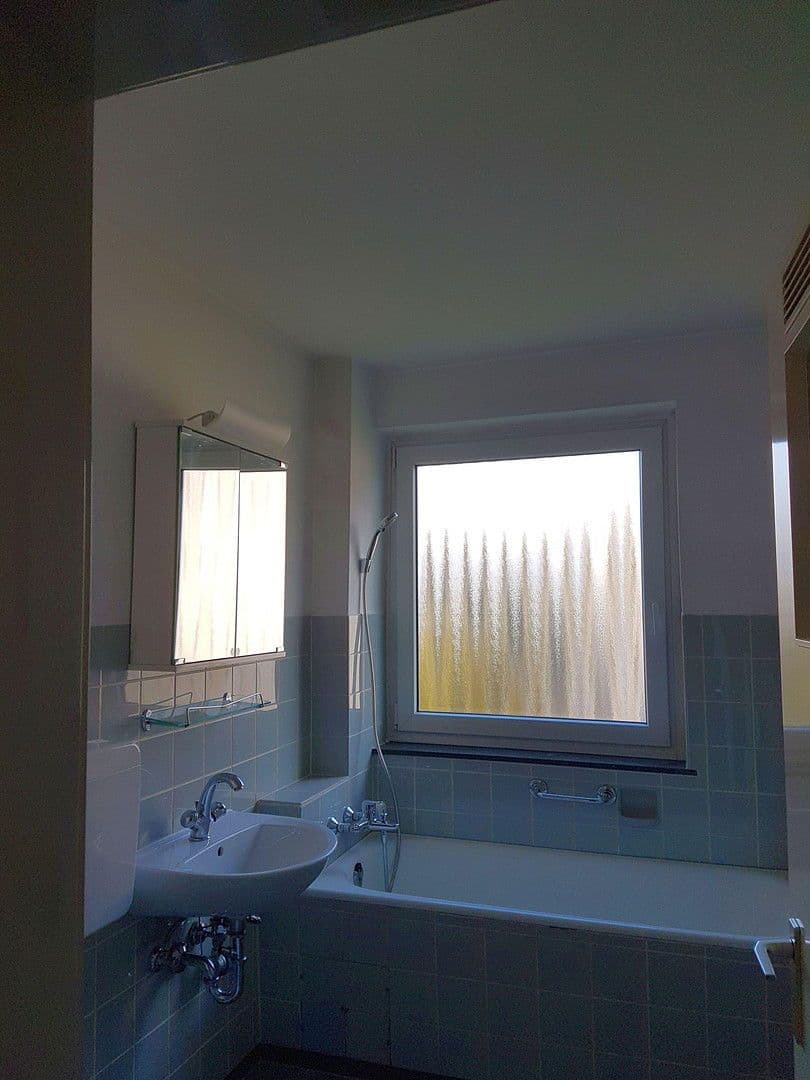 Prodej bytu 3+1 68 m², Libellenweg 46, Singen (Hohentwiel), Bádensko-Württembersko Prodej bytu 3+1 68 m², Libellenweg 46, Singen (Hohentwiel), Bádensko-Württembersko