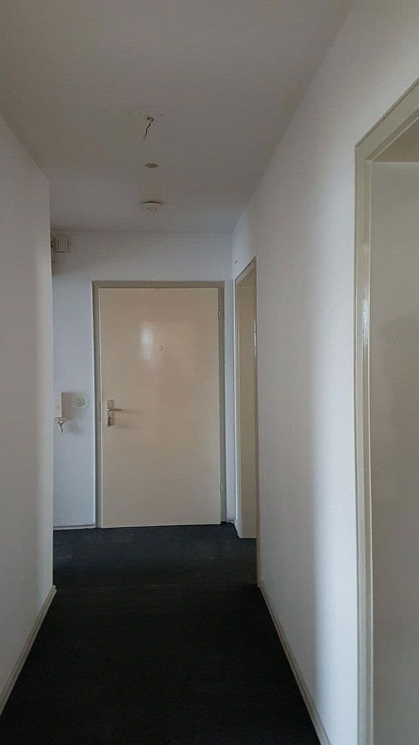 Prodej bytu 3+1 68 m², Libellenweg 46, Singen (Hohentwiel), Bádensko-Württembersko Prodej bytu 3+1 68 m², Libellenweg 46, Singen (Hohentwiel), Bádensko-Württembersko