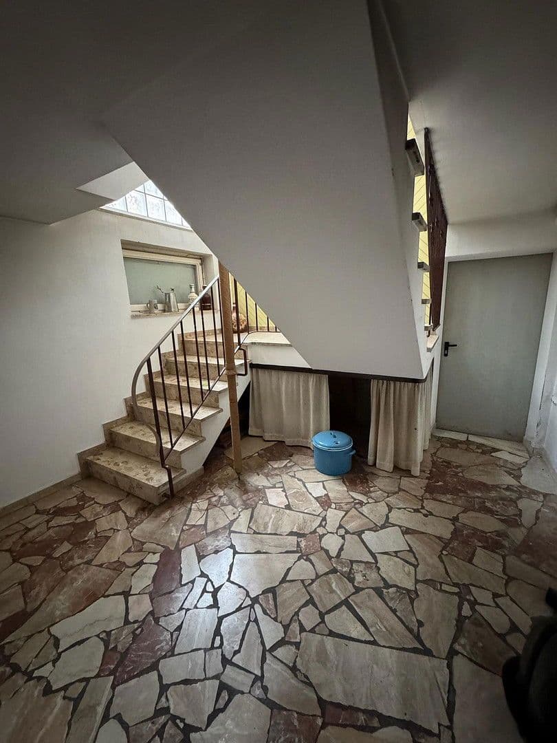 Prodej domu 264 m², pozemek 463 m², Philippsburg, Bádensko-Württembersko Prodej domu 264 m², pozemek 463 m², Philippsburg, Bádensko-Württembersko