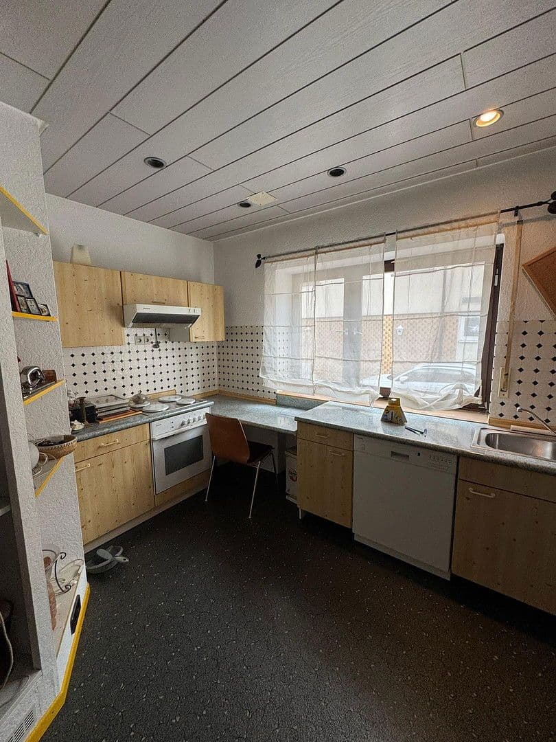 Prodej domu 264 m², pozemek 463 m², Philippsburg, Bádensko-Württembersko Prodej domu 264 m², pozemek 463 m², Philippsburg, Bádensko-Württembersko