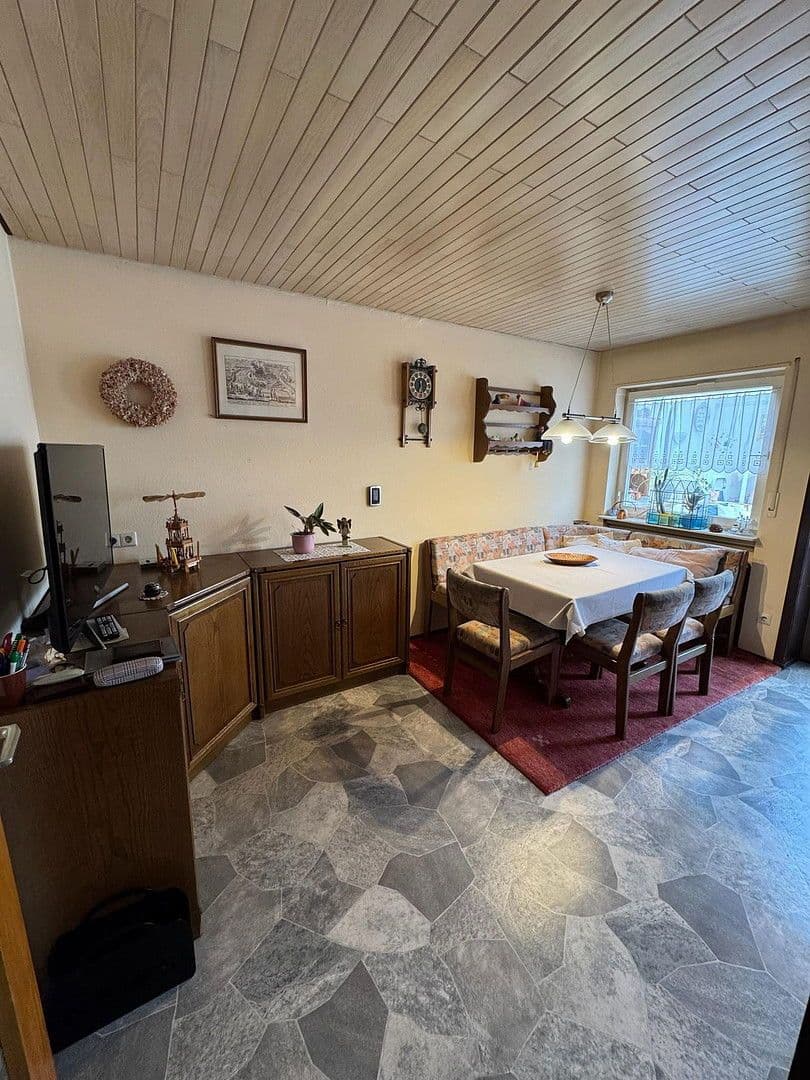 Prodej domu 264 m², pozemek 463 m², Philippsburg, Bádensko-Württembersko Prodej domu 264 m², pozemek 463 m², Philippsburg, Bádensko-Württembersko