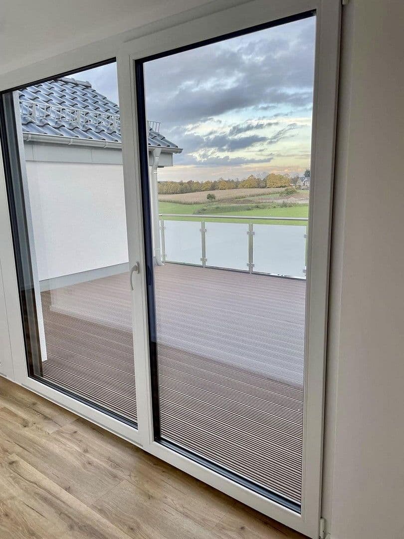 Pronájem bytu 3+1 134 m², Neunkirchen-Seelscheid, Severní Porýní-Vestfálsko Pronájem bytu 3+1 134 m², Neunkirchen-Seelscheid, Severní Porýní-Vestfálsko