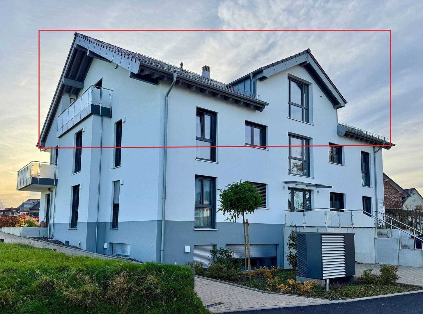 Pronájem bytu 3+1 134 m², Neunkirchen-Seelscheid, Severní Porýní-Vestfálsko Pronájem bytu 3+1 134 m², Neunkirchen-Seelscheid, Severní Porýní-Vestfálsko
