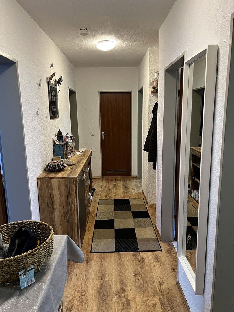 Pronájem bytu 3+1 65 m², Lützowstr. 135, Solingen, Severní Porýní-Vestfálsko Pronájem bytu 3+1 65 m², Lützowstr. 135, Solingen, Severní Porýní-Vestfálsko