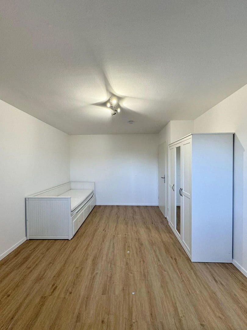 Pronájem bytu 2+1 27 m², Korbinianplatz, München, Bavorsko Pronájem bytu 2+1 27 m², Korbinianplatz, München, Bavorsko