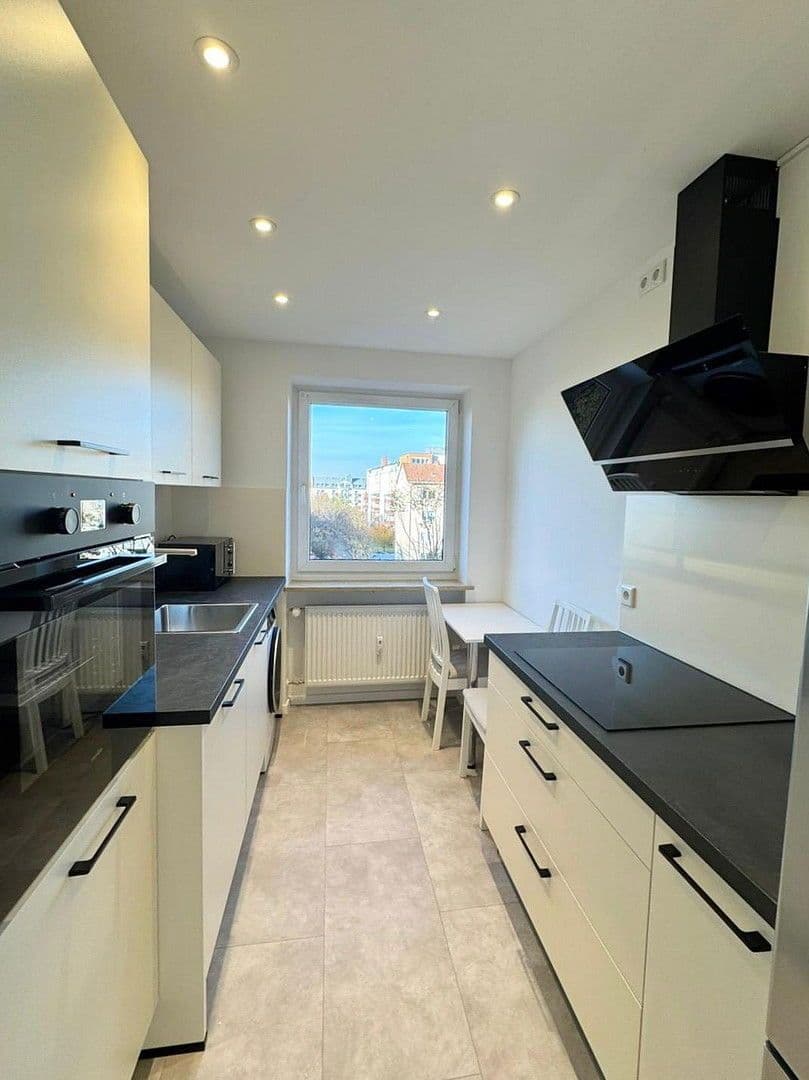 Pronájem bytu 2+1 27 m², Korbinianplatz, München, Bavorsko Pronájem bytu 2+1 27 m², Korbinianplatz, München, Bavorsko