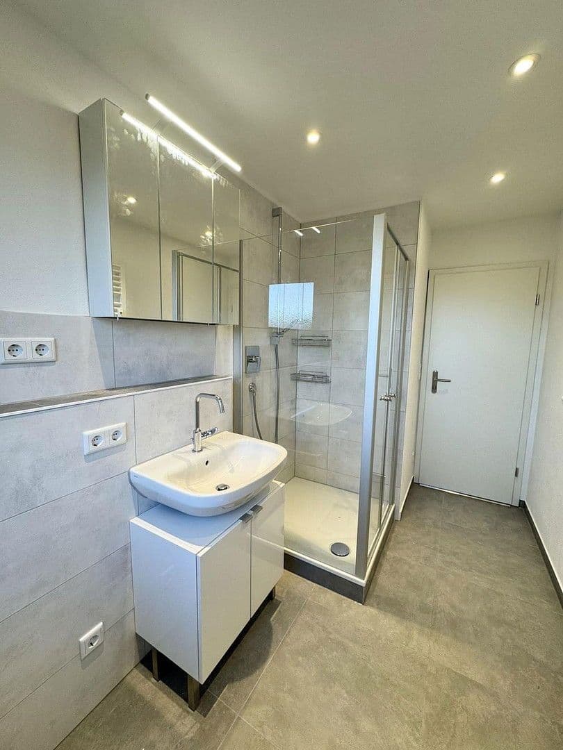 Pronájem bytu 2+1 27 m², Korbinianplatz, München, Bavorsko Pronájem bytu 2+1 27 m², Korbinianplatz, München, Bavorsko