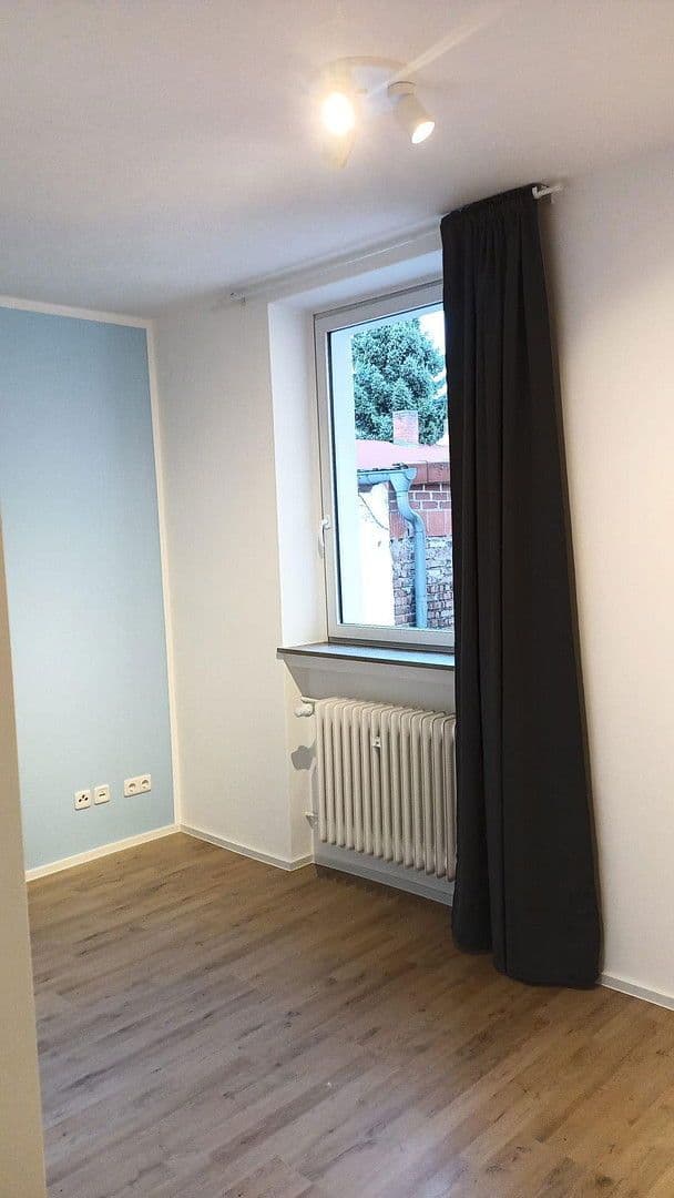 Pronájem bytu 3+1 55 m², Heinrichstr., Fulda, Hessen Pronájem bytu 3+1 55 m², Heinrichstr., Fulda, Hessen