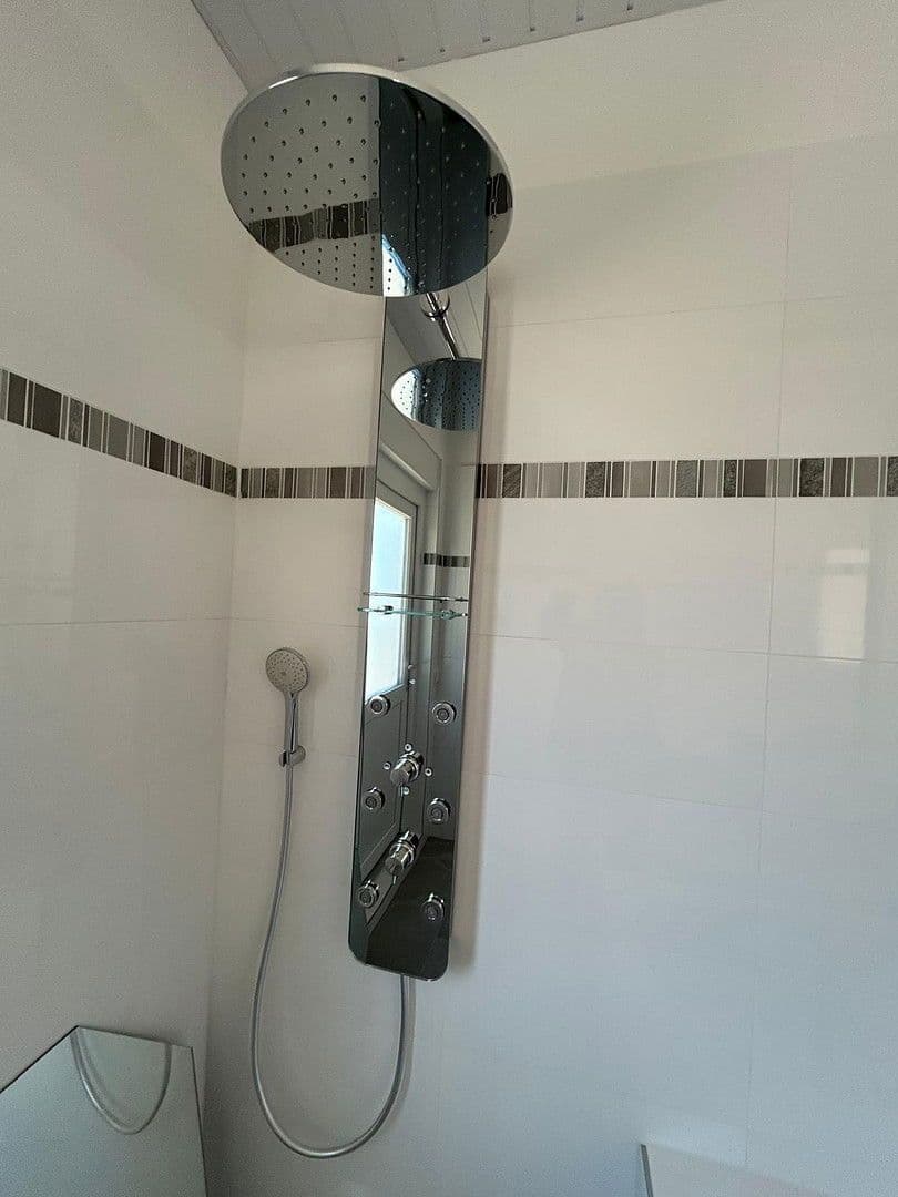 Pronájem bytu 3+1 100 m², Berlin, Berlín Pronájem bytu 3+1 100 m², Berlin, Berlín