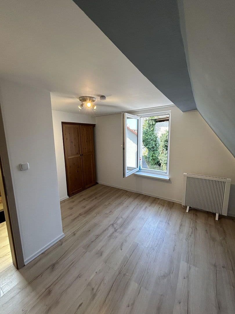 Prodej domu 85 m², pozemek 450 m², Buchen (Odenwald), Bádensko-Württembersko Prodej domu 85 m², pozemek 450 m², Buchen (Odenwald), Bádensko-Württembersko