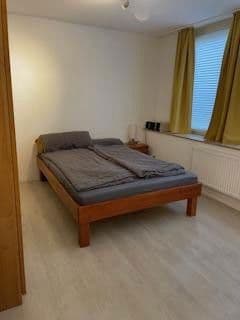 Pronájem bytu 3+1 80 m², Esslingen am Neckar, Bádensko-Württembersko Pronájem bytu 3+1 80 m², Esslingen am Neckar, Bádensko-Württembersko