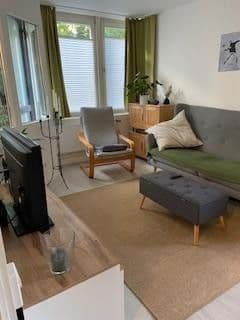 Pronájem bytu 3+1 80 m², Esslingen am Neckar, Bádensko-Württembersko Pronájem bytu 3+1 80 m², Esslingen am Neckar, Bádensko-Württembersko