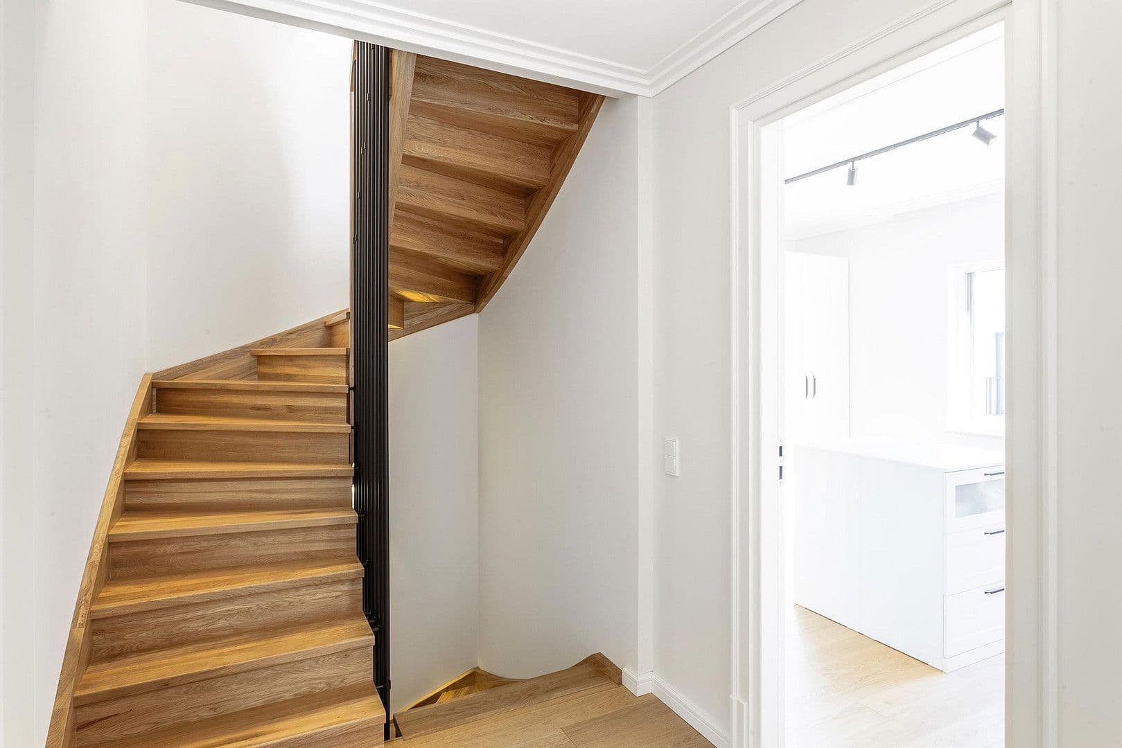 Prodej domu 175 m², pozemek 323 m², Am Uferpark 15, Potsdam, Braniborsko Prodej domu 175 m², pozemek 323 m², Am Uferpark 15, Potsdam, Braniborsko