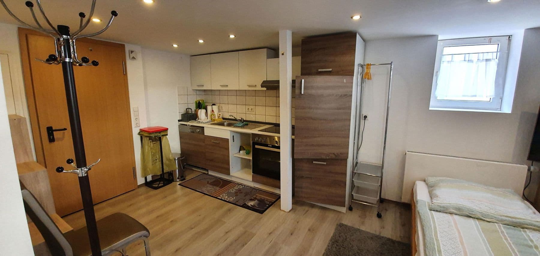 Prodej domu 220 m², pozemek 821 m², Reutlingen, Bádensko-Württembersko Prodej domu 220 m², pozemek 821 m², Reutlingen, Bádensko-Württembersko