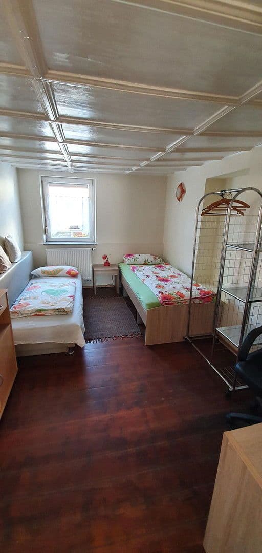 Prodej domu 220 m², pozemek 821 m², Reutlingen, Bádensko-Württembersko Prodej domu 220 m², pozemek 821 m², Reutlingen, Bádensko-Württembersko