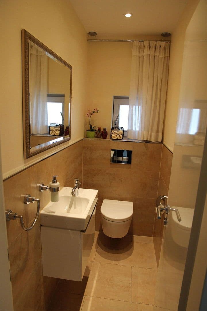 Prodej domu 151 m², pozemek 378 m², Bad Nauheim, Hessen Prodej domu 151 m², pozemek 378 m², Bad Nauheim, Hessen