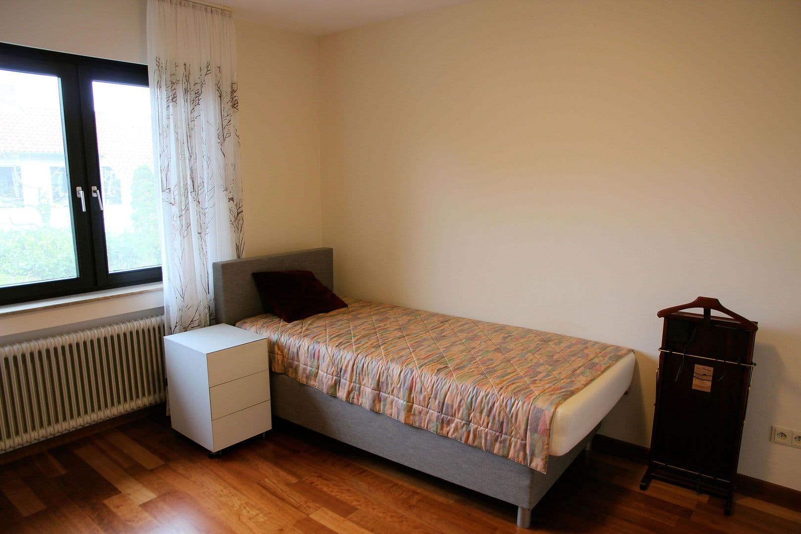 Prodej domu 151 m², pozemek 378 m², Bad Nauheim, Hessen Prodej domu 151 m², pozemek 378 m², Bad Nauheim, Hessen