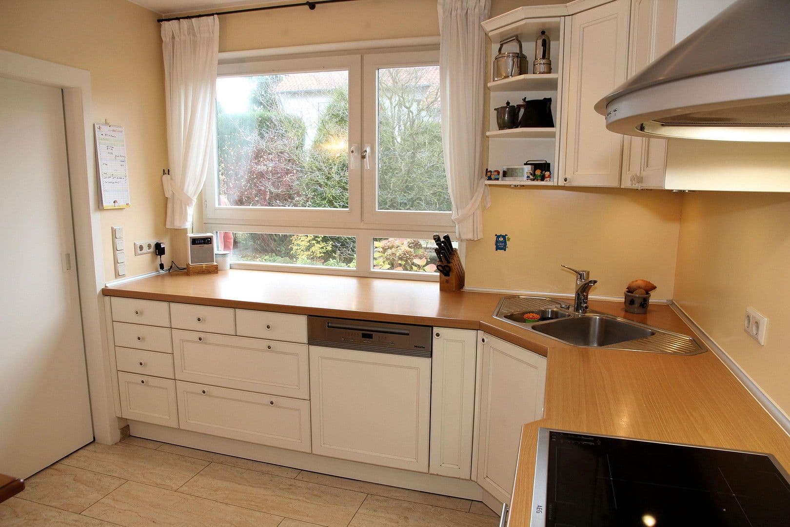 Prodej domu 151 m², pozemek 378 m², Bad Nauheim, Hessen Prodej domu 151 m², pozemek 378 m², Bad Nauheim, Hessen