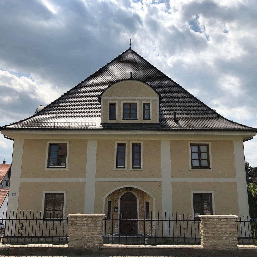 Pronájem bytu 3+1 80 m², Freisinger Straße 13, Haag a. d. Amper, Bavorsko Pronájem bytu 3+1 80 m², Freisinger Straße 13, Haag a. d. Amper, Bavorsko