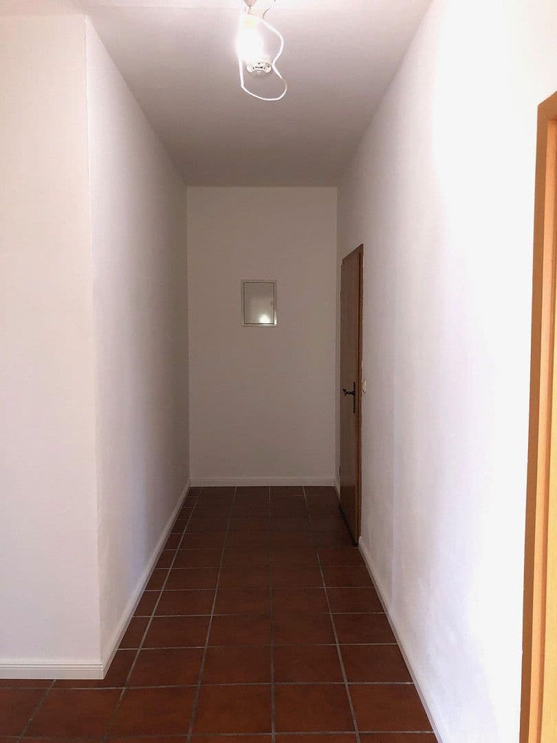 Pronájem bytu 3+1 80 m², Freisinger Straße 13, Haag a. d. Amper, Bavorsko Pronájem bytu 3+1 80 m², Freisinger Straße 13, Haag a. d. Amper, Bavorsko