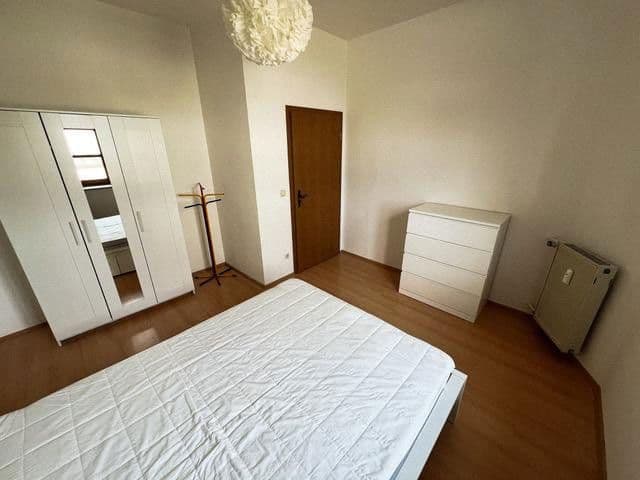 Pronájem bytu 3+1 80 m², Freisinger Straße 13, Haag a. d. Amper, Bavorsko Pronájem bytu 3+1 80 m², Freisinger Straße 13, Haag a. d. Amper, Bavorsko