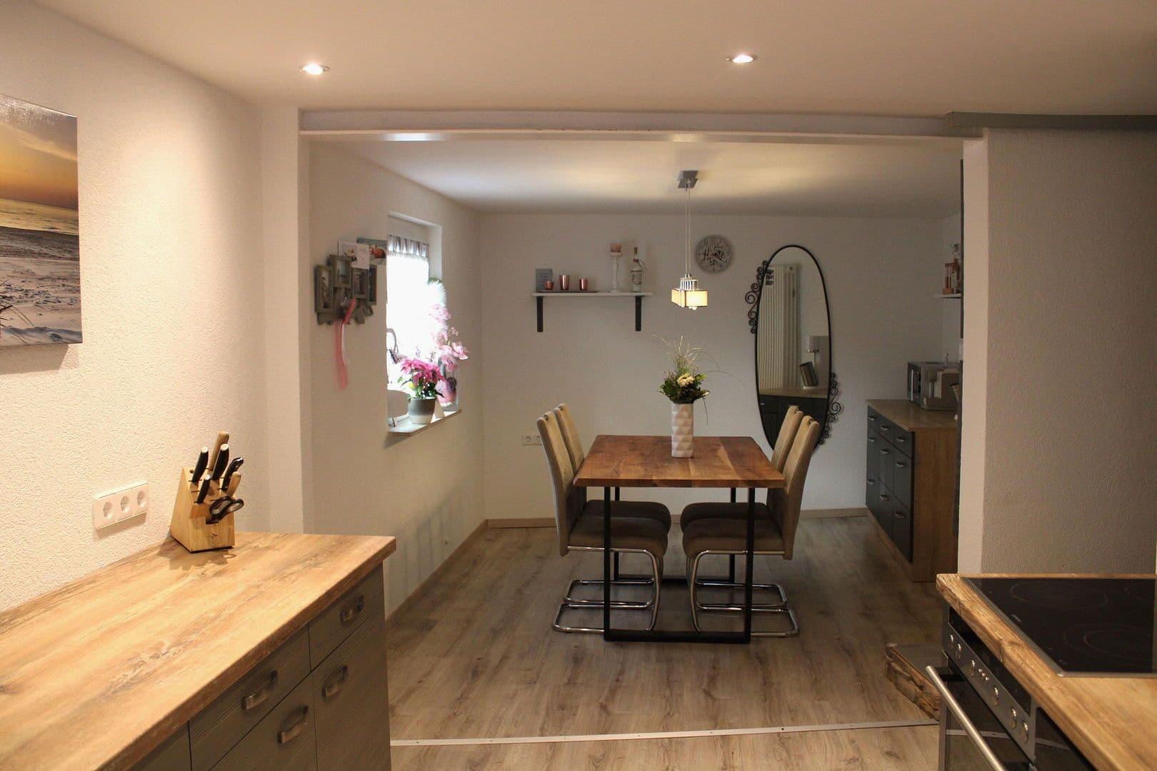 Prodej domu 95 m², pozemek 61 m², Waiblingen, Bádensko-Württembersko Prodej domu 95 m², pozemek 61 m², Waiblingen, Bádensko-Württembersko