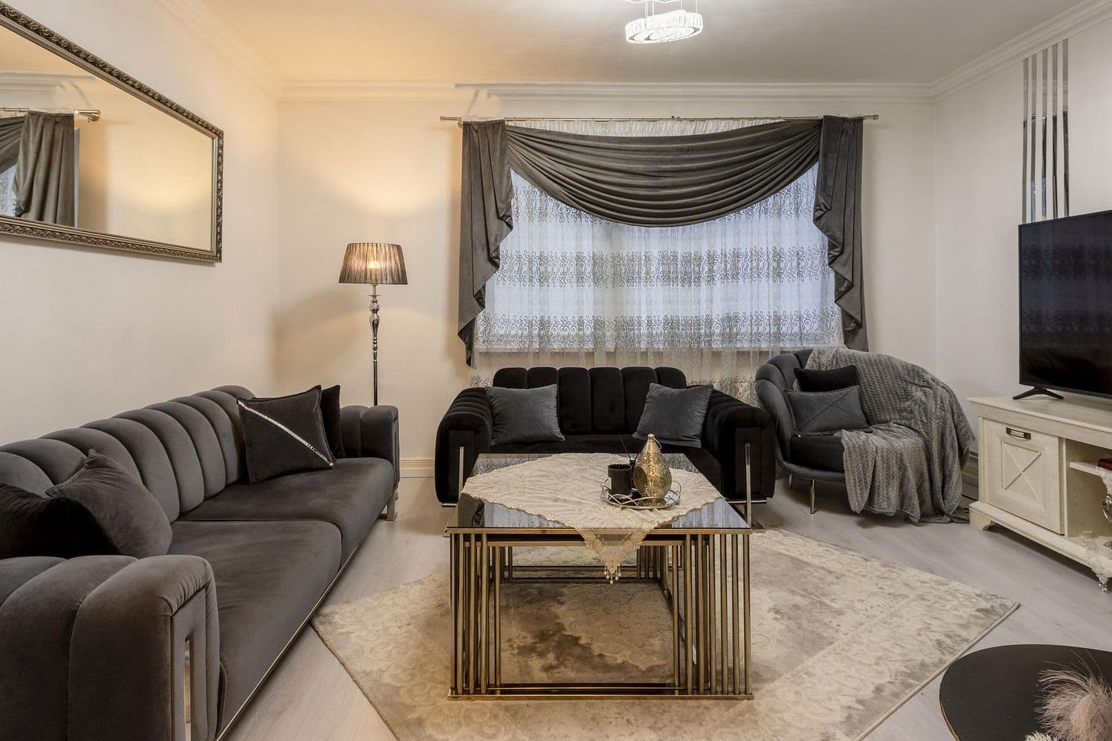 Prodej domu 185 m², pozemek 603 m², Forstweg 3, Norderstedt, Šlesvicko-Holštýnsko Prodej domu 185 m², pozemek 603 m², Forstweg 3, Norderstedt, Šlesvicko-Holštýnsko