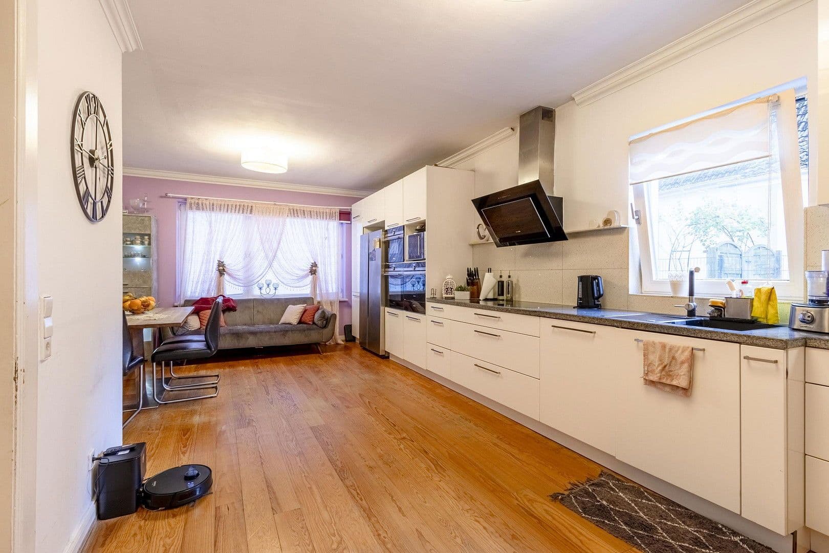 Prodej domu 185 m², pozemek 603 m², Forstweg 3, Norderstedt, Šlesvicko-Holštýnsko Prodej domu 185 m², pozemek 603 m², Forstweg 3, Norderstedt, Šlesvicko-Holštýnsko