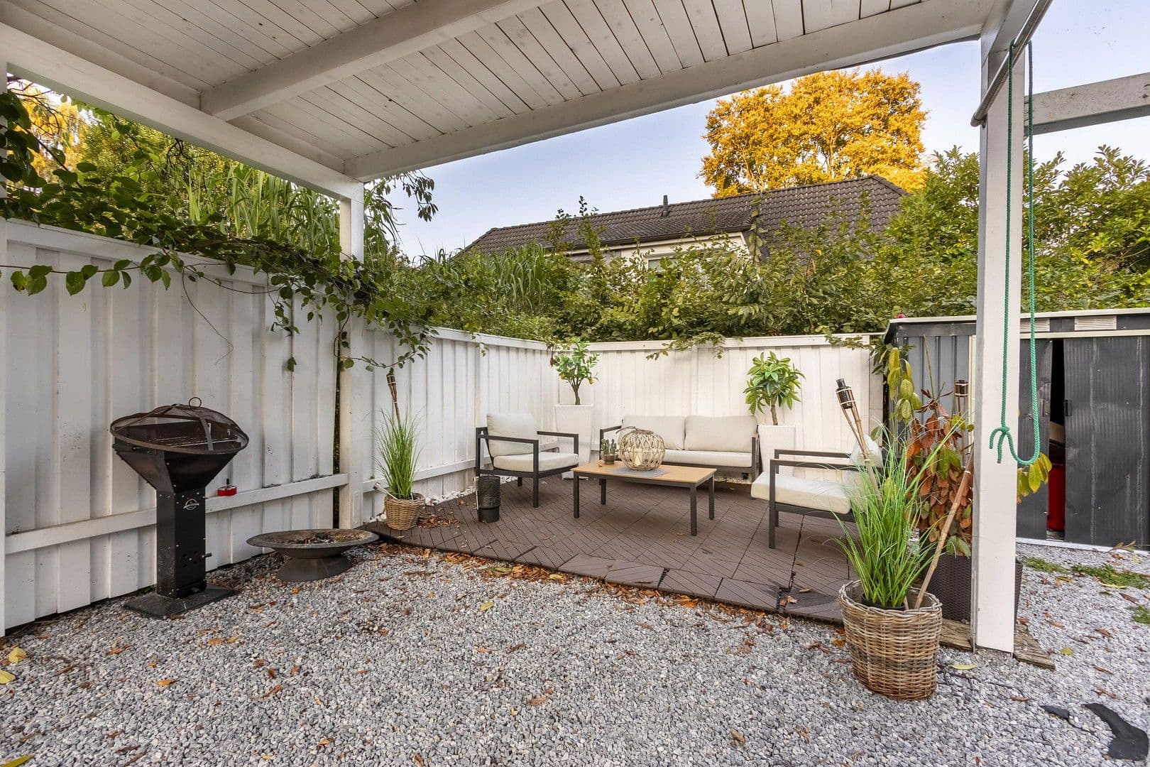 Prodej domu 185 m², pozemek 603 m², Forstweg 3, Norderstedt, Šlesvicko-Holštýnsko Prodej domu 185 m², pozemek 603 m², Forstweg 3, Norderstedt, Šlesvicko-Holštýnsko