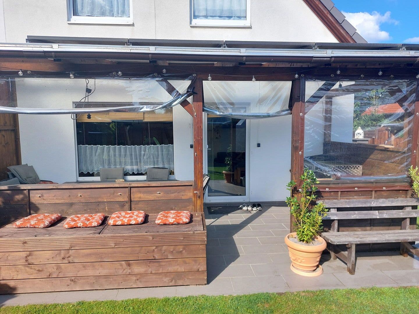 Prodej domu 105 m², pozemek 328 m², Berlin, Berlín Prodej domu 105 m², pozemek 328 m², Berlin, Berlín