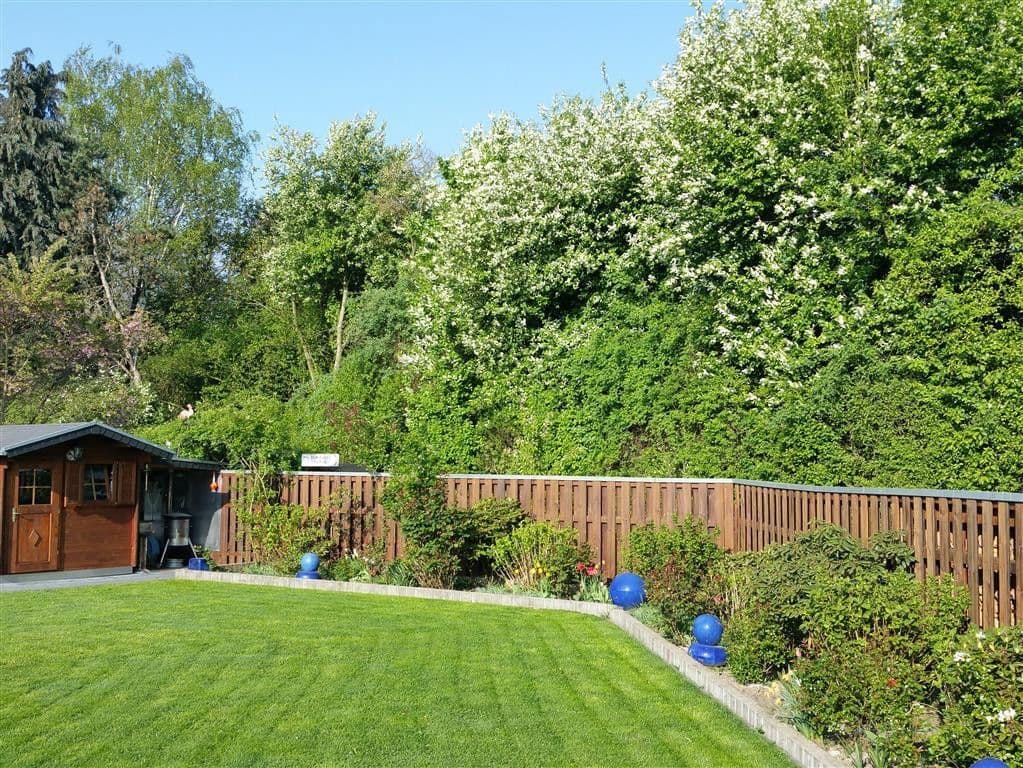 Pronájem bytu 4+1 120 m², Gertrudenstr 27, Hennef (Sieg), Severní Porýní-Vestfálsko Pronájem bytu 4+1 120 m², Gertrudenstr 27, Hennef (Sieg), Severní Porýní-Vestfálsko