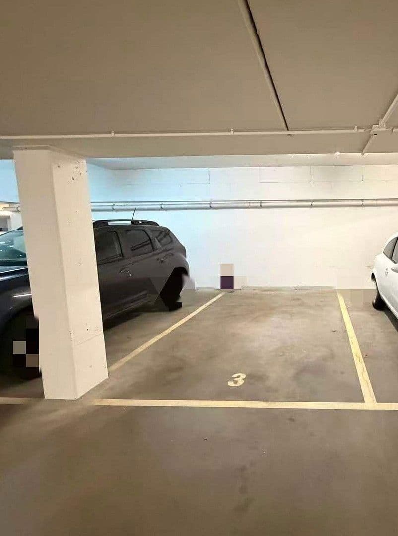 Pronájem bytu 4+1 120 m², Kalbacher Hauptstraße 48, Frankfurt am Main, Hessen Pronájem bytu 4+1 120 m², Kalbacher Hauptstraße 48, Frankfurt am Main, Hessen