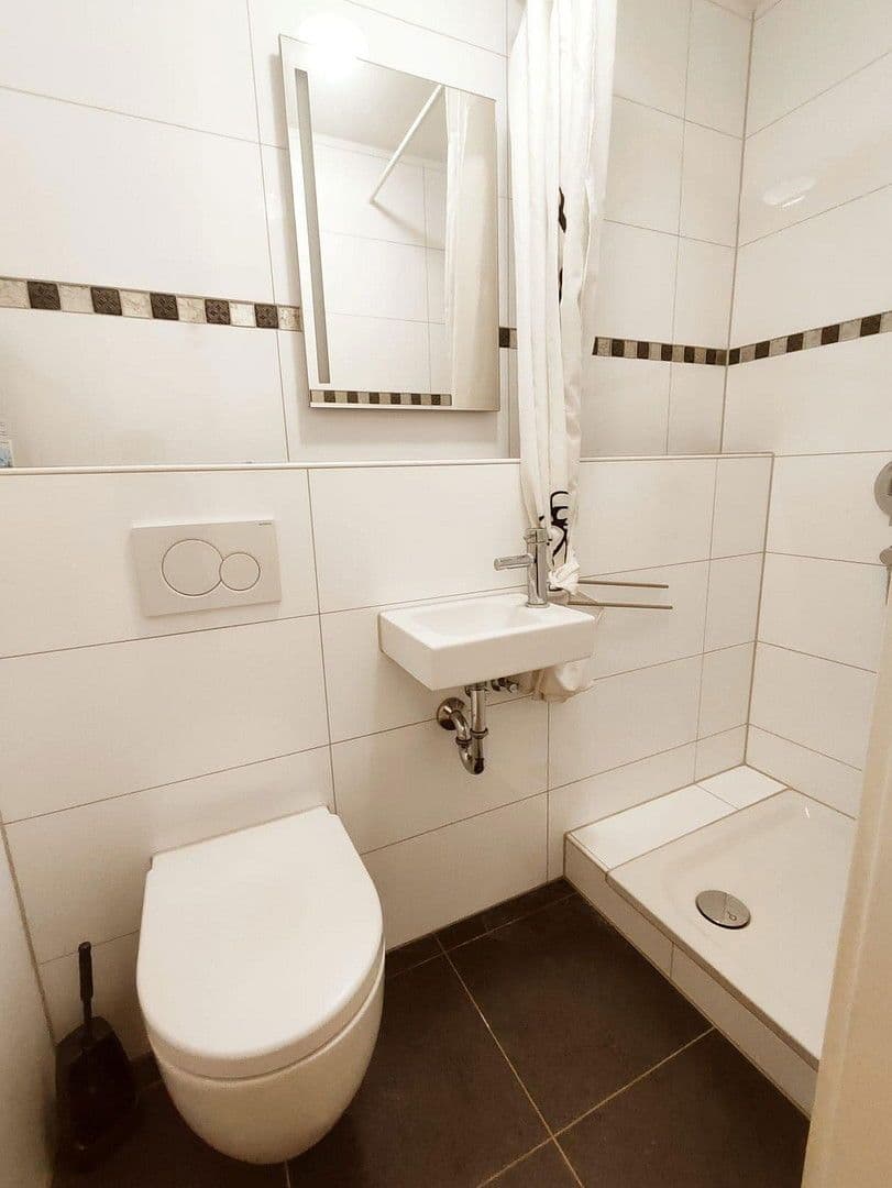 Pronájem bytu 4+1 120 m², Kalbacher Hauptstraße 48, Frankfurt am Main, Hessen Pronájem bytu 4+1 120 m², Kalbacher Hauptstraße 48, Frankfurt am Main, Hessen