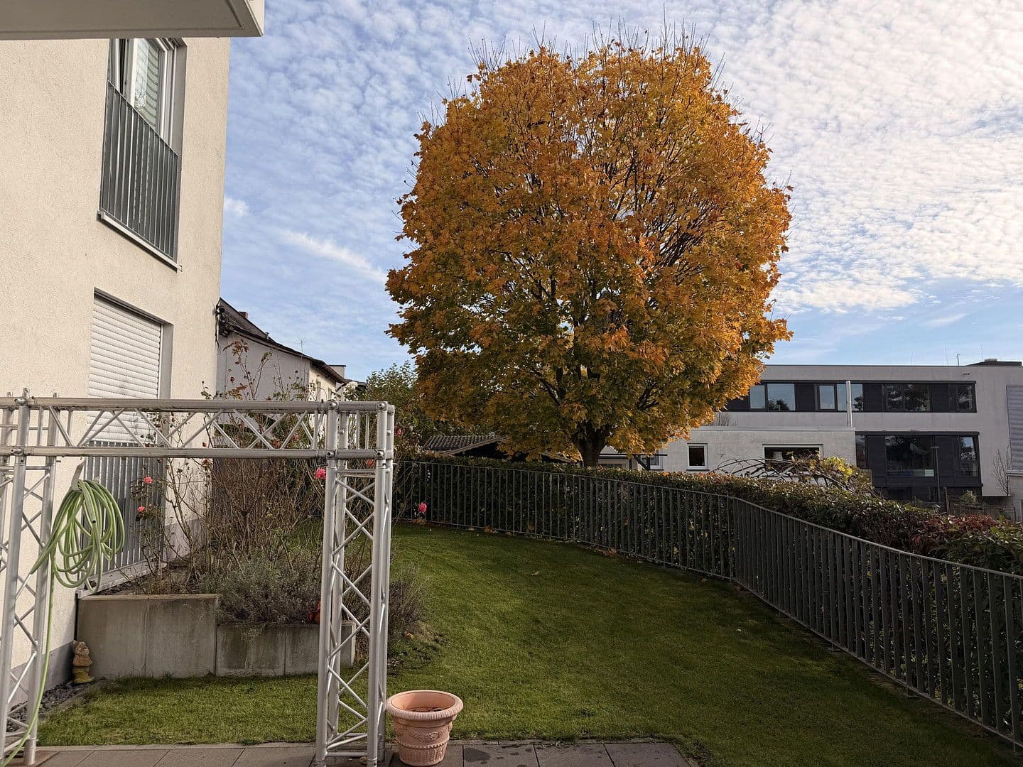 Pronájem bytu 4+1 120 m², Kalbacher Hauptstraße 48, Frankfurt am Main, Hessen Pronájem bytu 4+1 120 m², Kalbacher Hauptstraße 48, Frankfurt am Main, Hessen