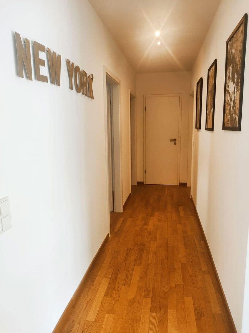 Pronájem bytu 4+1 120 m², Kalbacher Hauptstraße 48, Frankfurt am Main, Hessen Pronájem bytu 4+1 120 m², Kalbacher Hauptstraße 48, Frankfurt am Main, Hessen